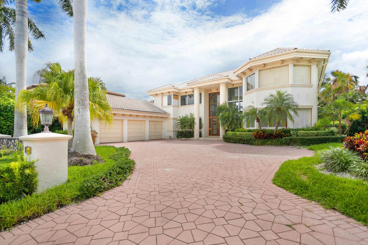 404 Coconut Palm Road - Photo 1