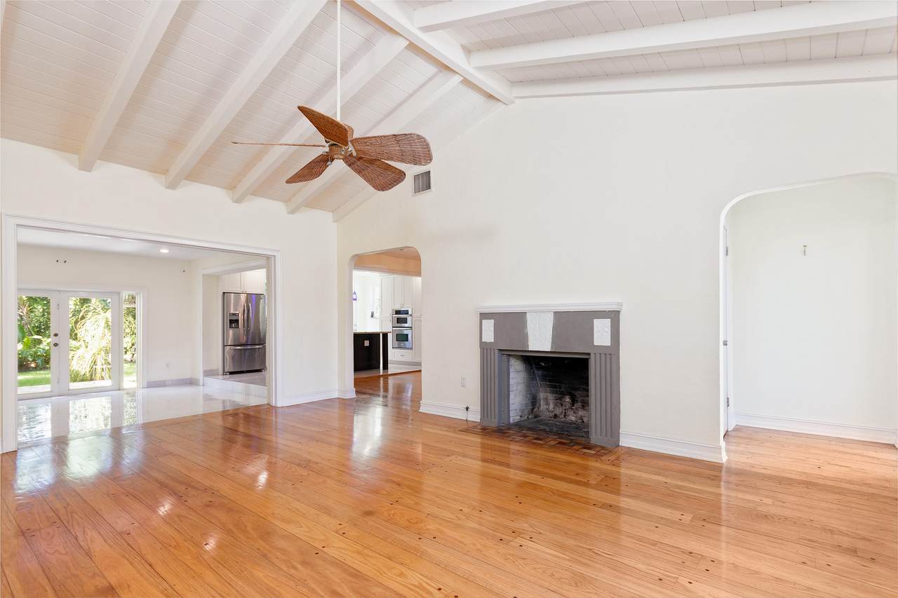 1022 91st Terrace - Photo 1