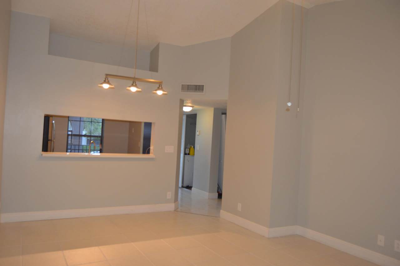 2536 89th Drive - Photo 1