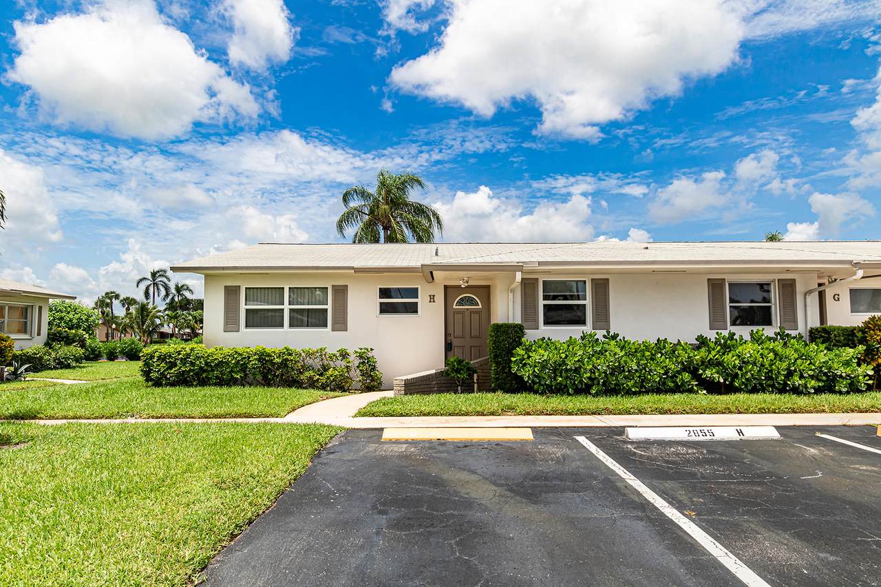 2855 Crosley Drive - Photo 1