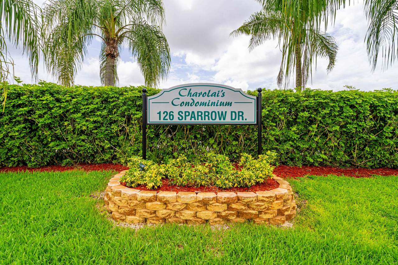 126 Sparrow Drive - Photo 1