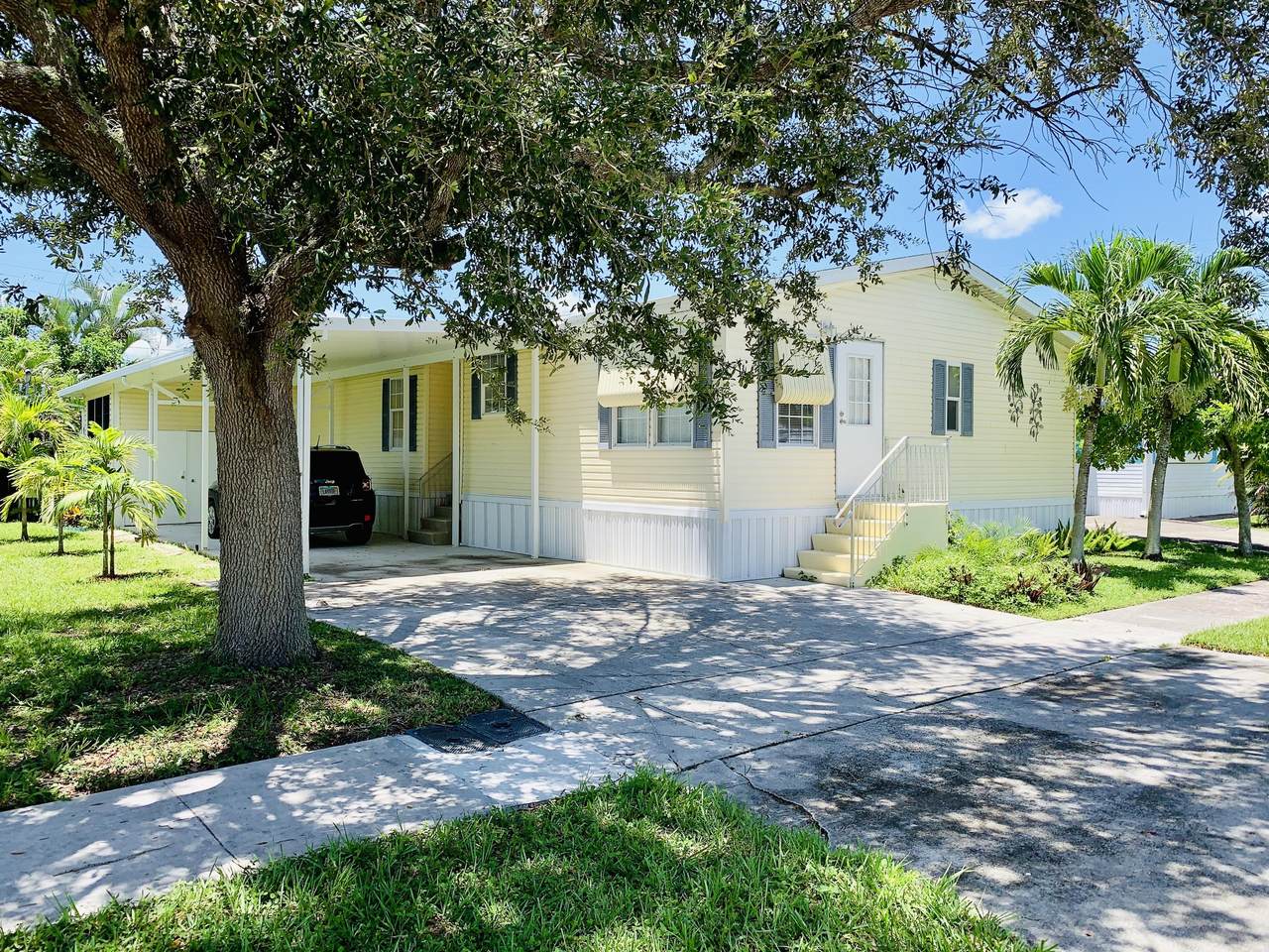 4025 Bougainvillea Road - Photo 1
