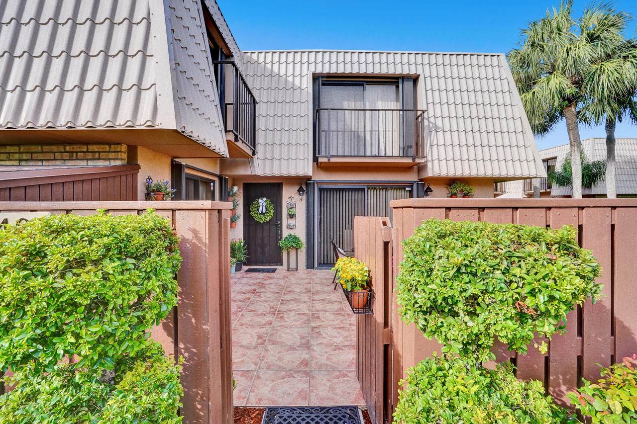 5401 54th Way - Photo 1