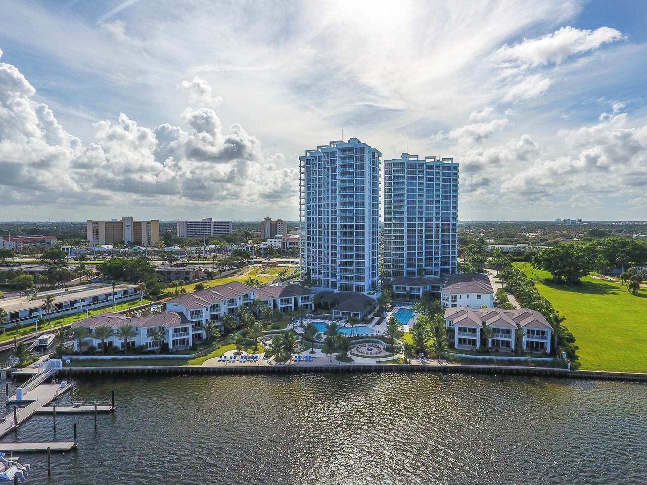 1 Water Club Way - Photo 1
