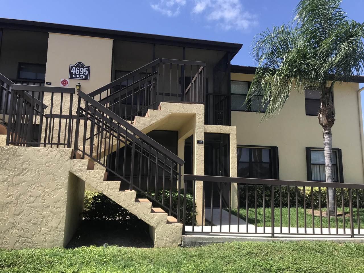 4695 Lucerne Lakes Boulevard - Photo 1