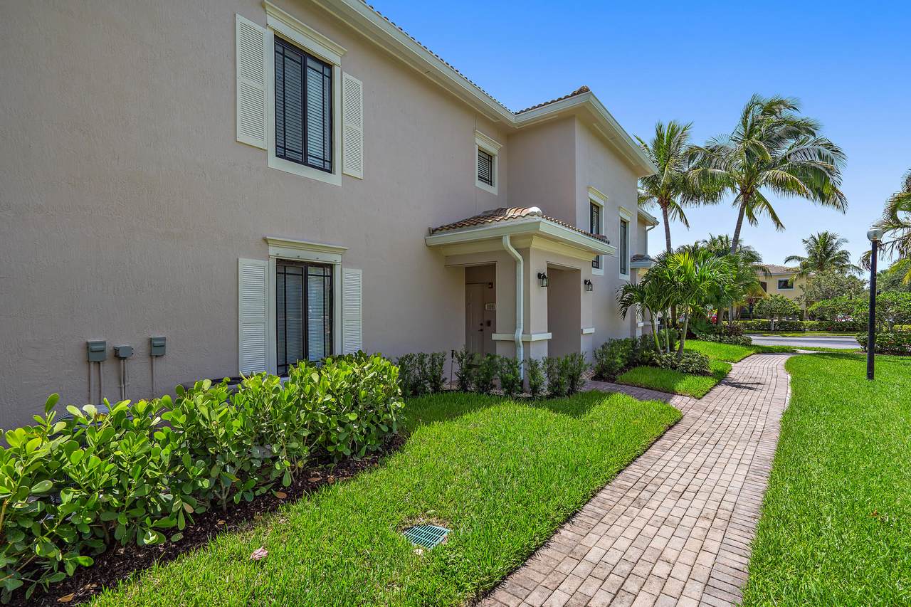 2810 Grande Parkway - Photo 1
