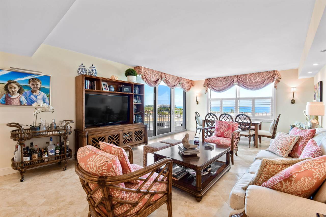 2295 Ocean Boulevard - Photo 1