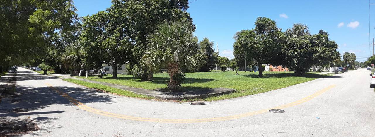 304 1st Street - Photo 1