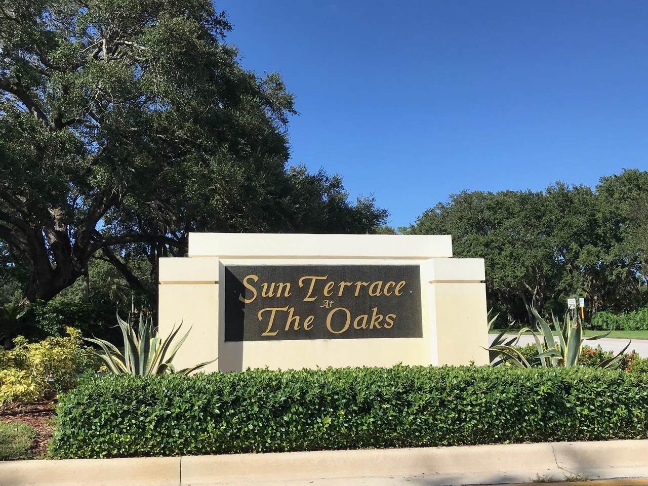 2203 Pin Oak Court - Photo 1