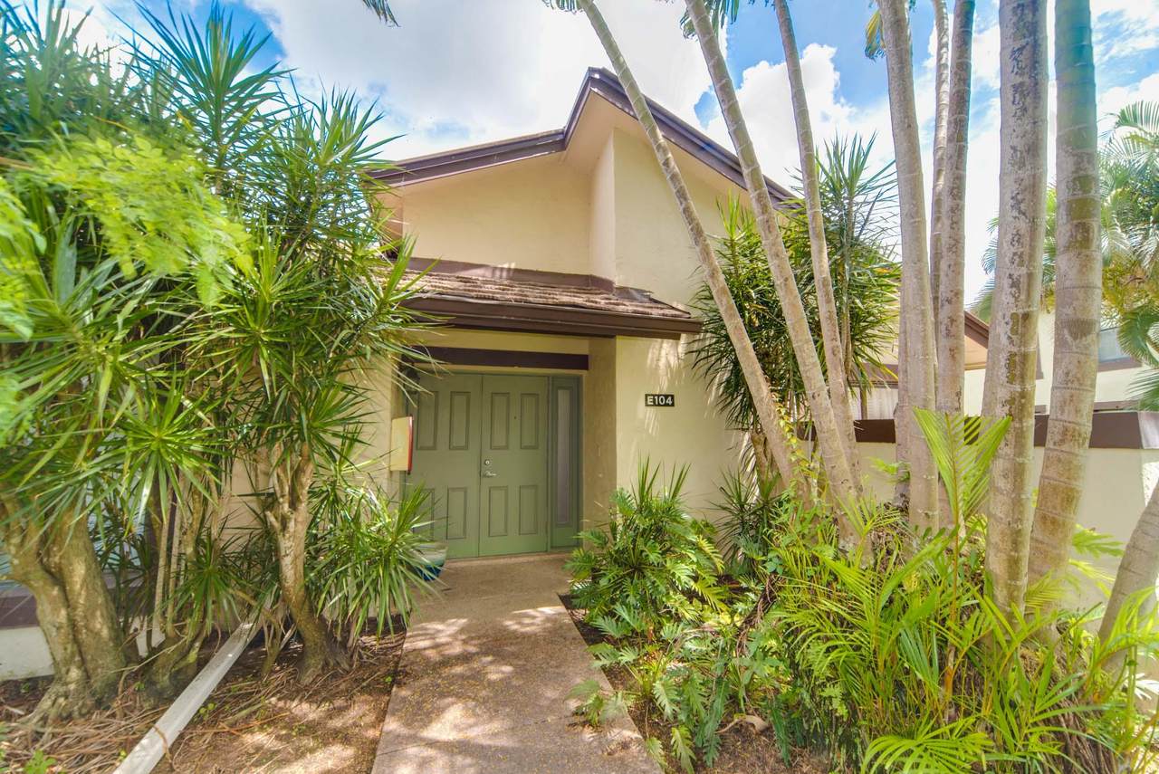 11397 Pond View Drive - Photo 1