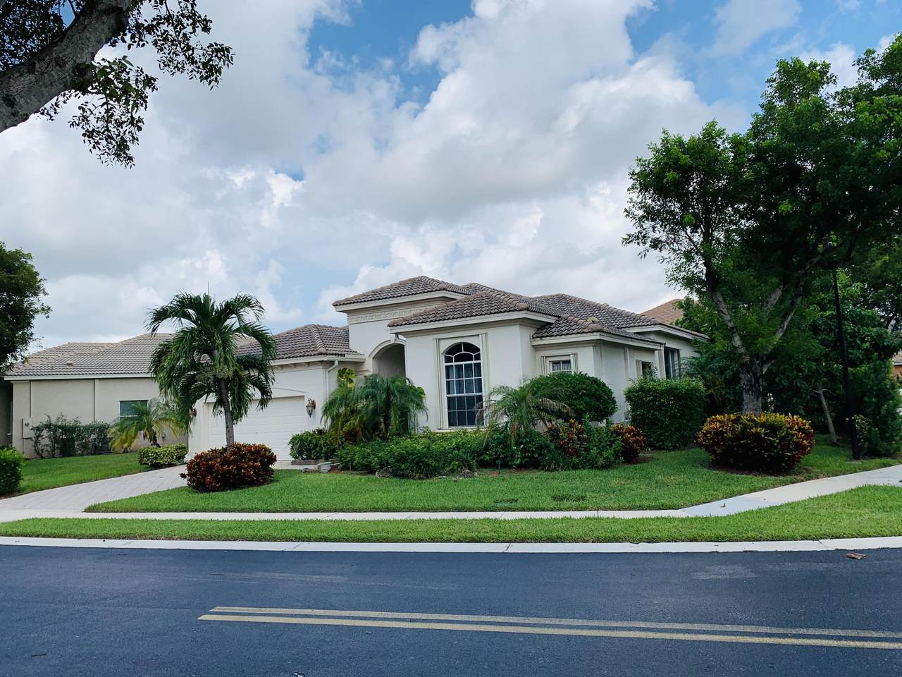6421 Garden Court - Photo 1