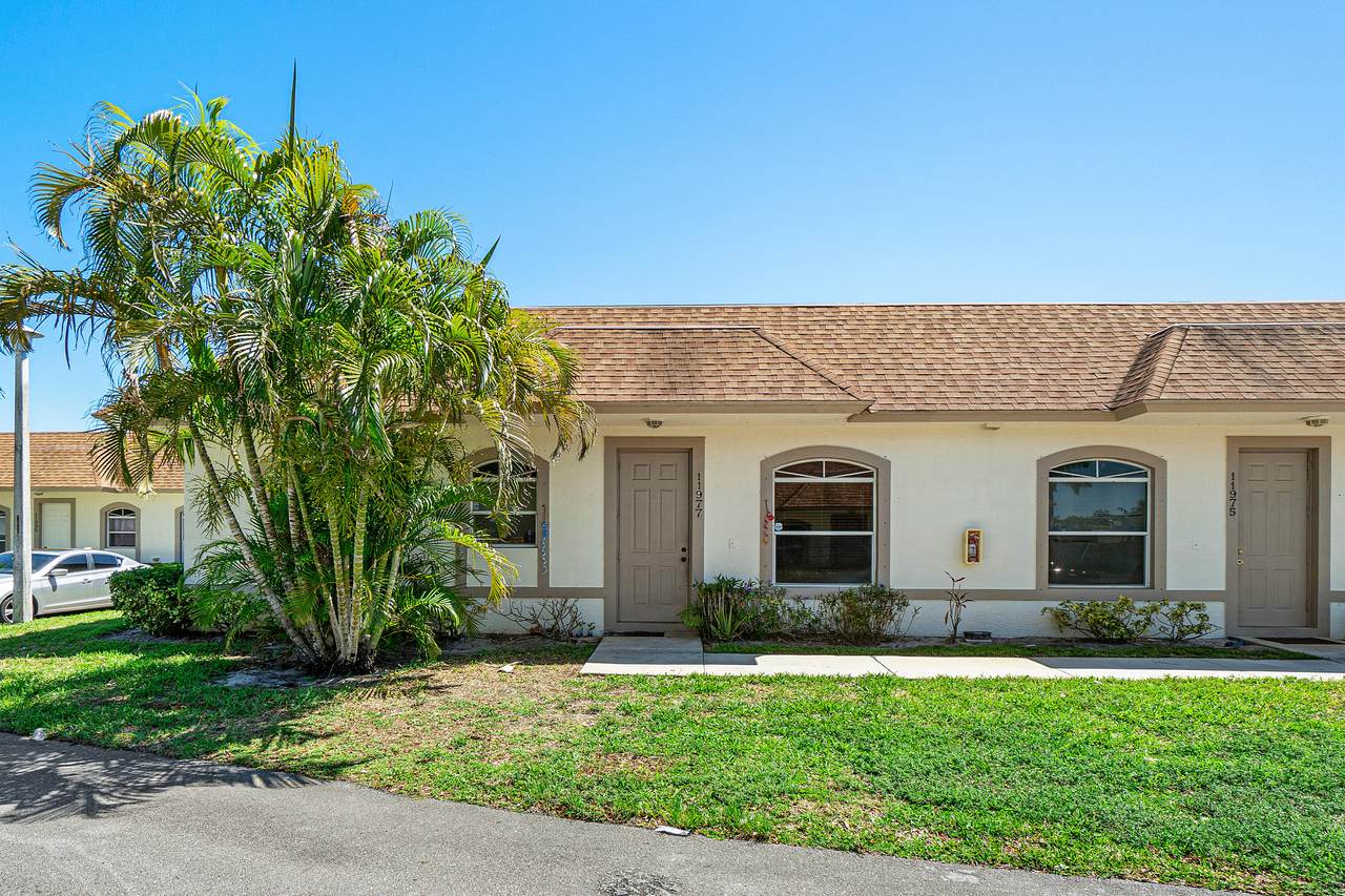 11977 Sturbridge Lane - Photo 1