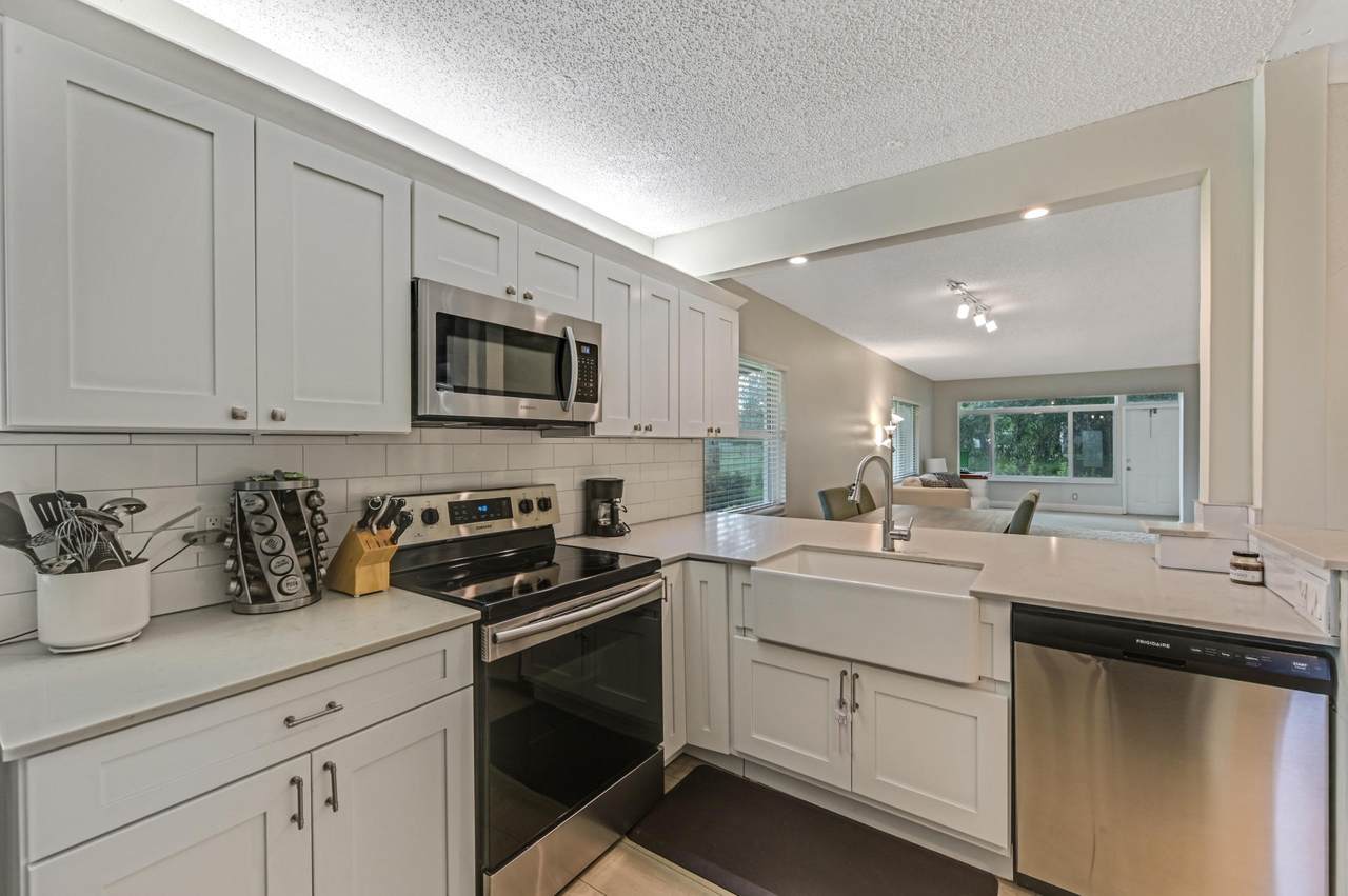 2820 22nd Avenue - Photo 1