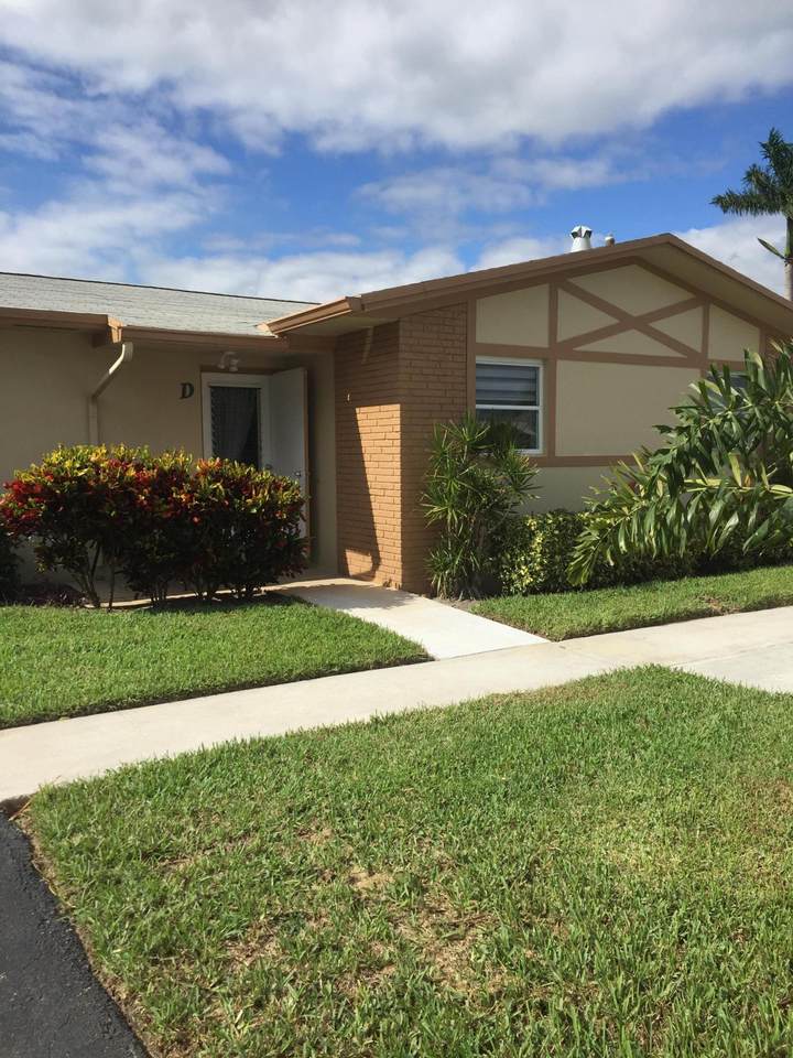 2882 Crosley Drive - Photo 1