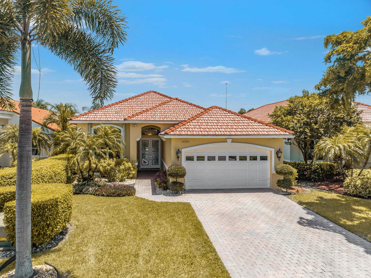 10782 Fairmont Village Drive - Photo 1