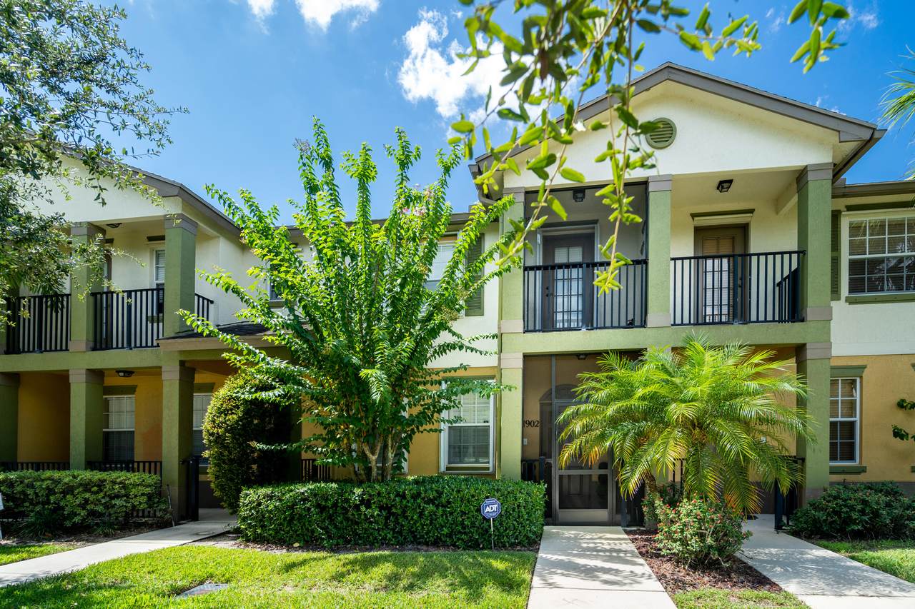 1902 Korona Drive - Photo 1