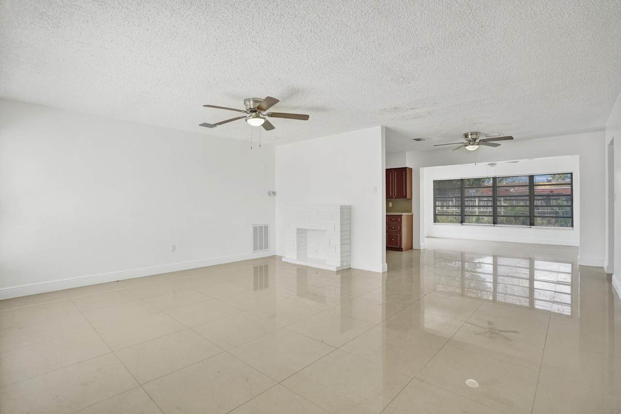 7221 Shalimar Street - Photo 1