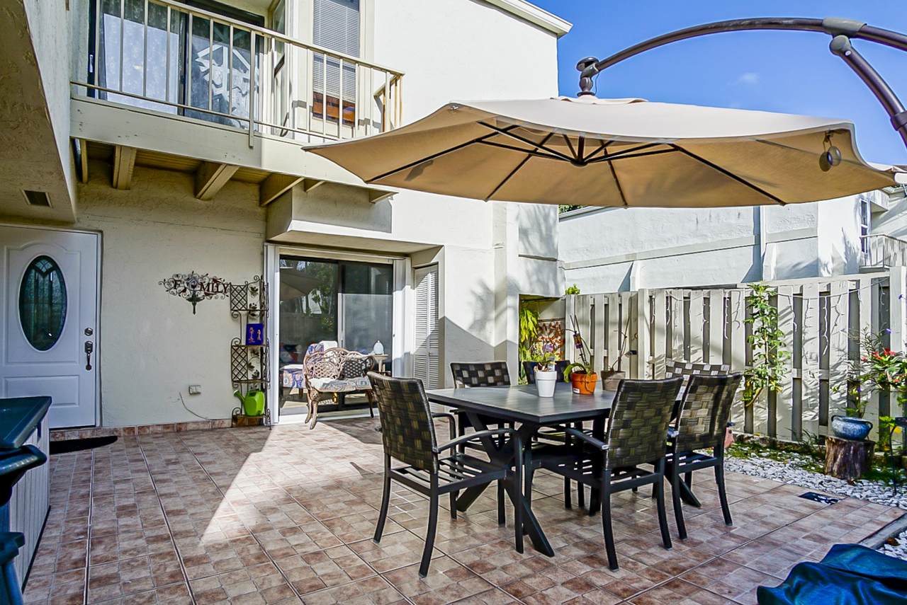 12079 Regal Court - Photo 1