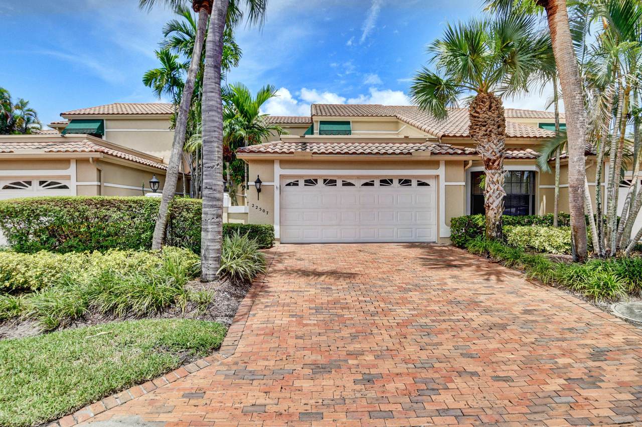 22507 Caravelle Circle - Photo 1