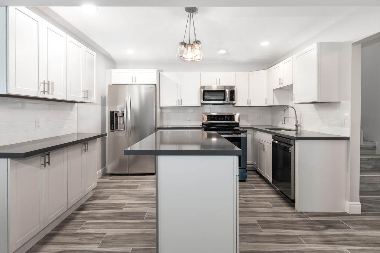 3857 Island Club Circle - Photo 1