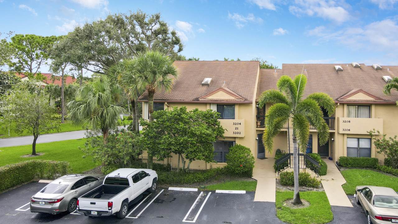 3202 Perimeter Drive - Photo 1