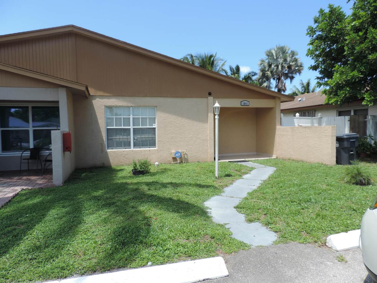 5841 Albert Road - Photo 1