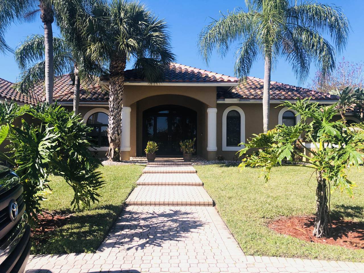9001 Kendale Circle - Photo 1