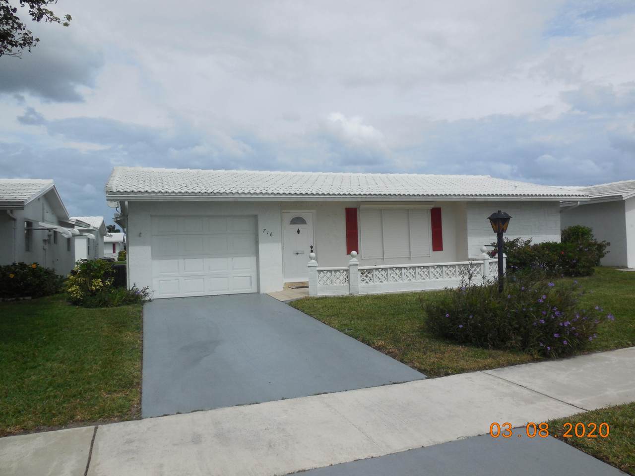 716 18th Street - Photo 1