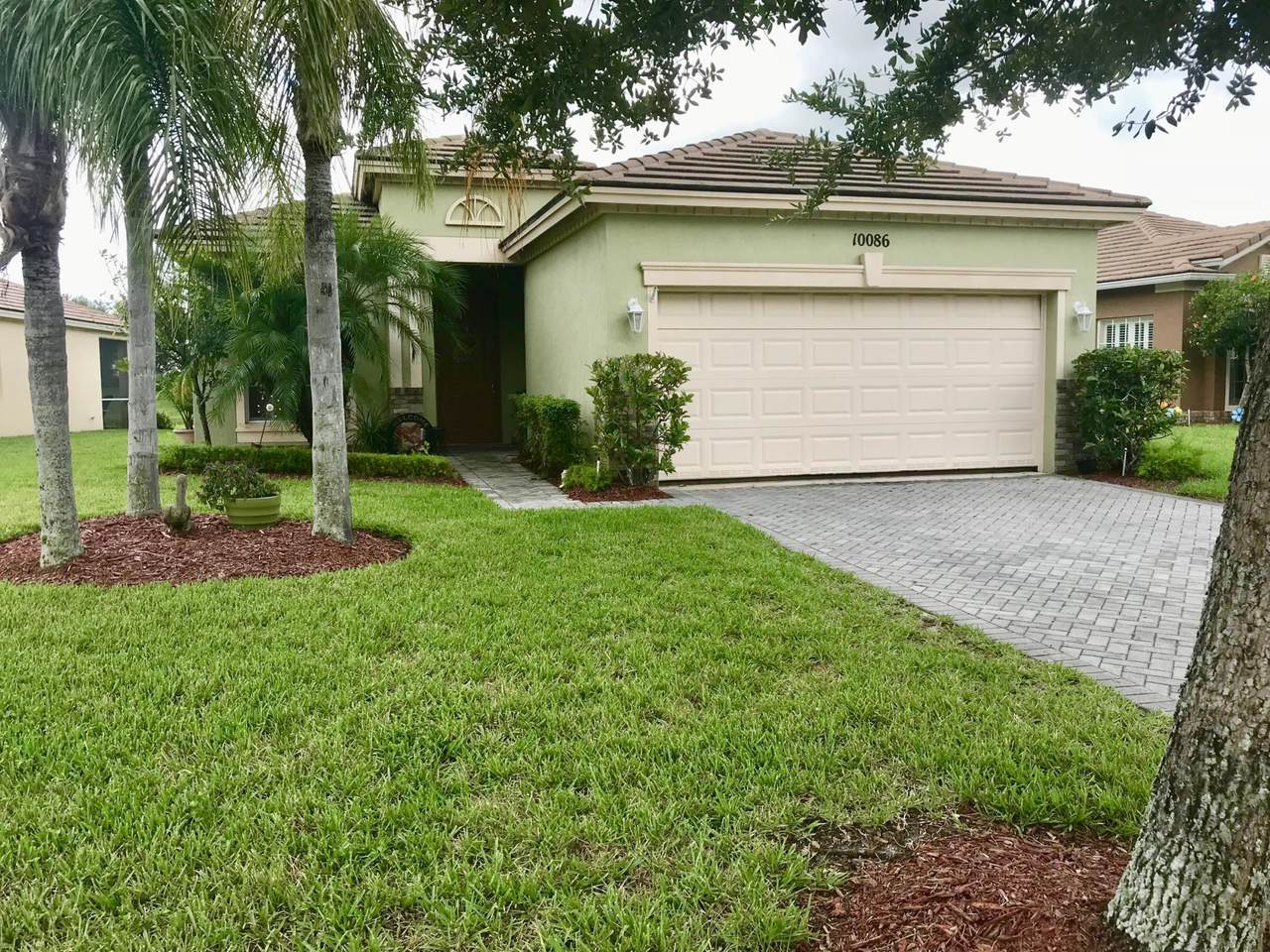 10086 Chadwick Drive - Photo 1