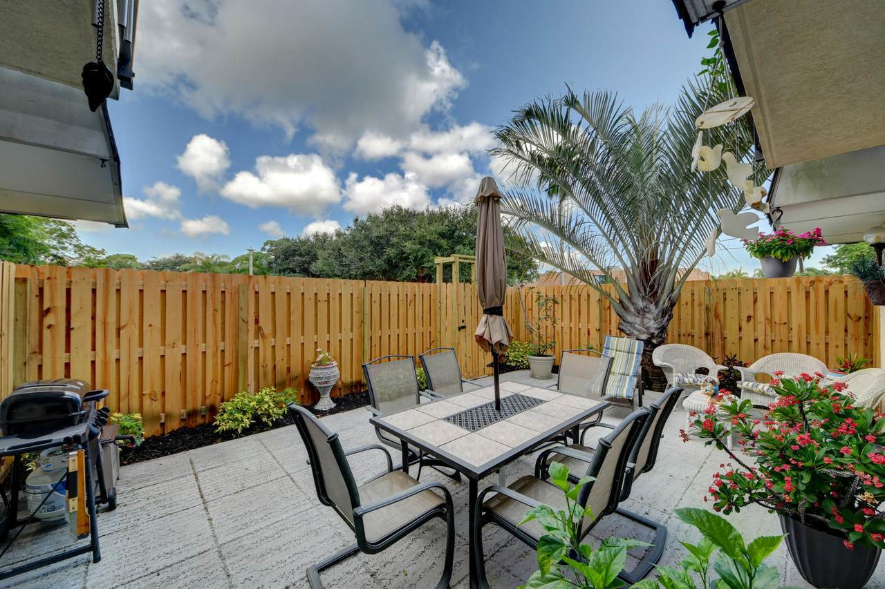 6194 Riverboat Drive - Photo 1
