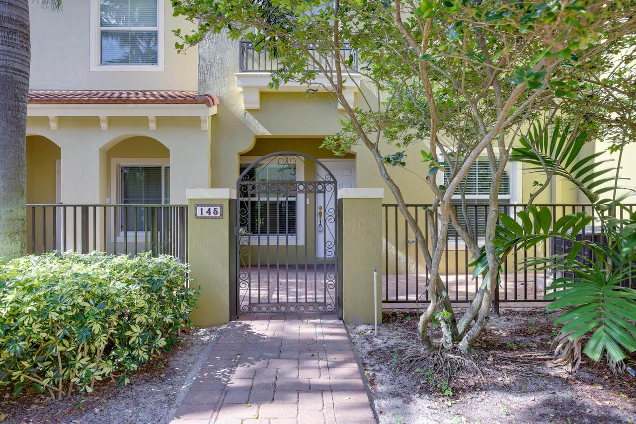 145 Monterey Bay Drive - Photo 1