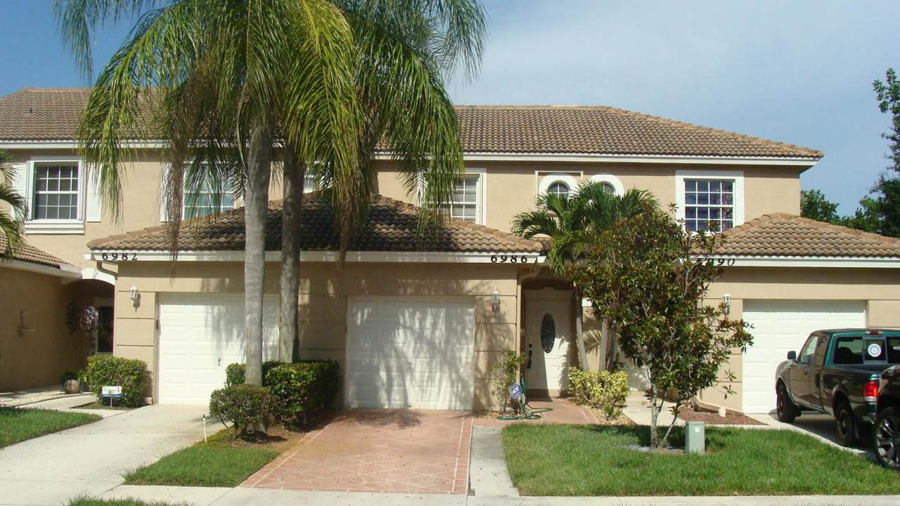 6986 Oak Bridge Lane - Photo 1