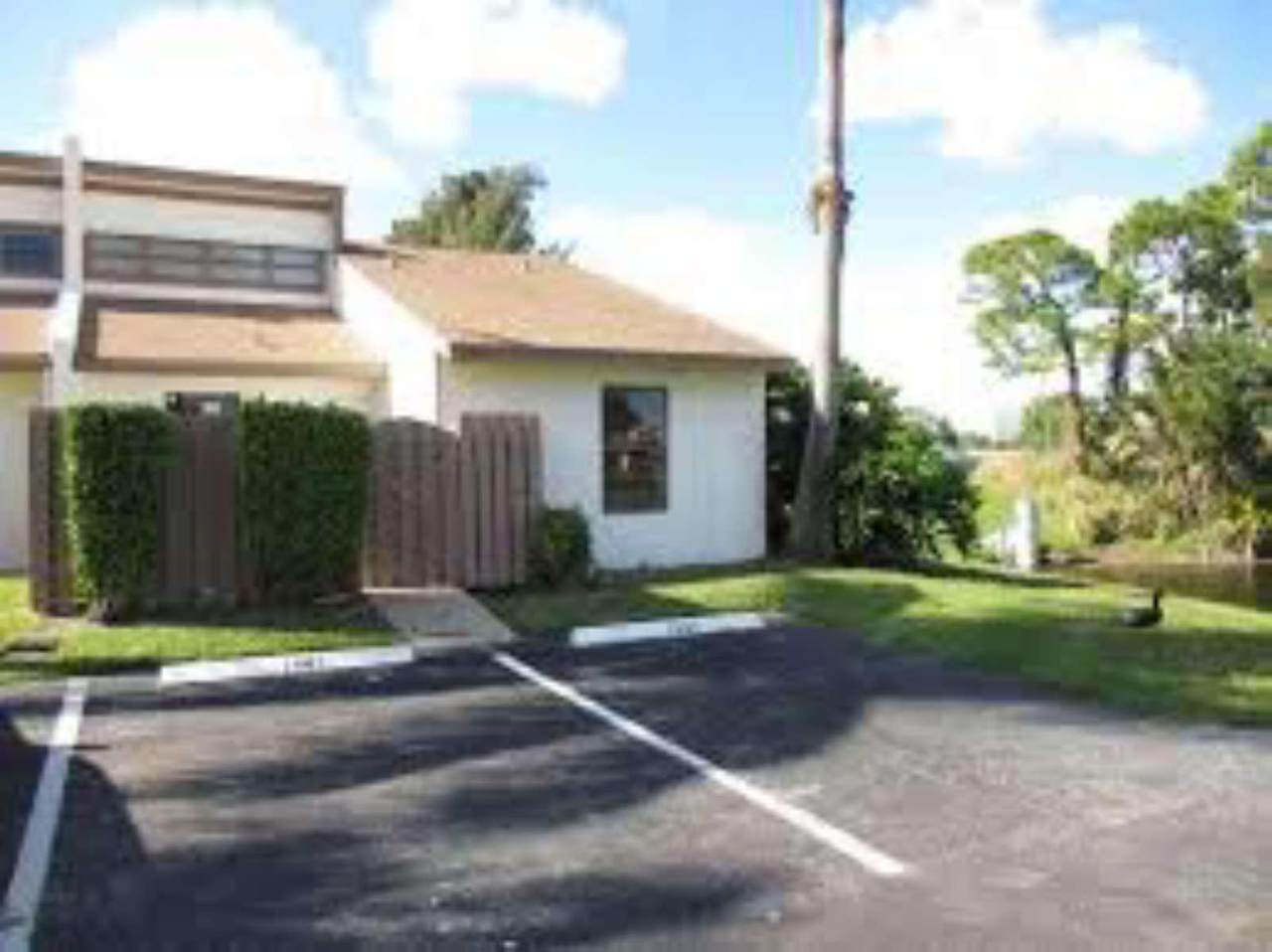 1941 Monks Court - Photo 1