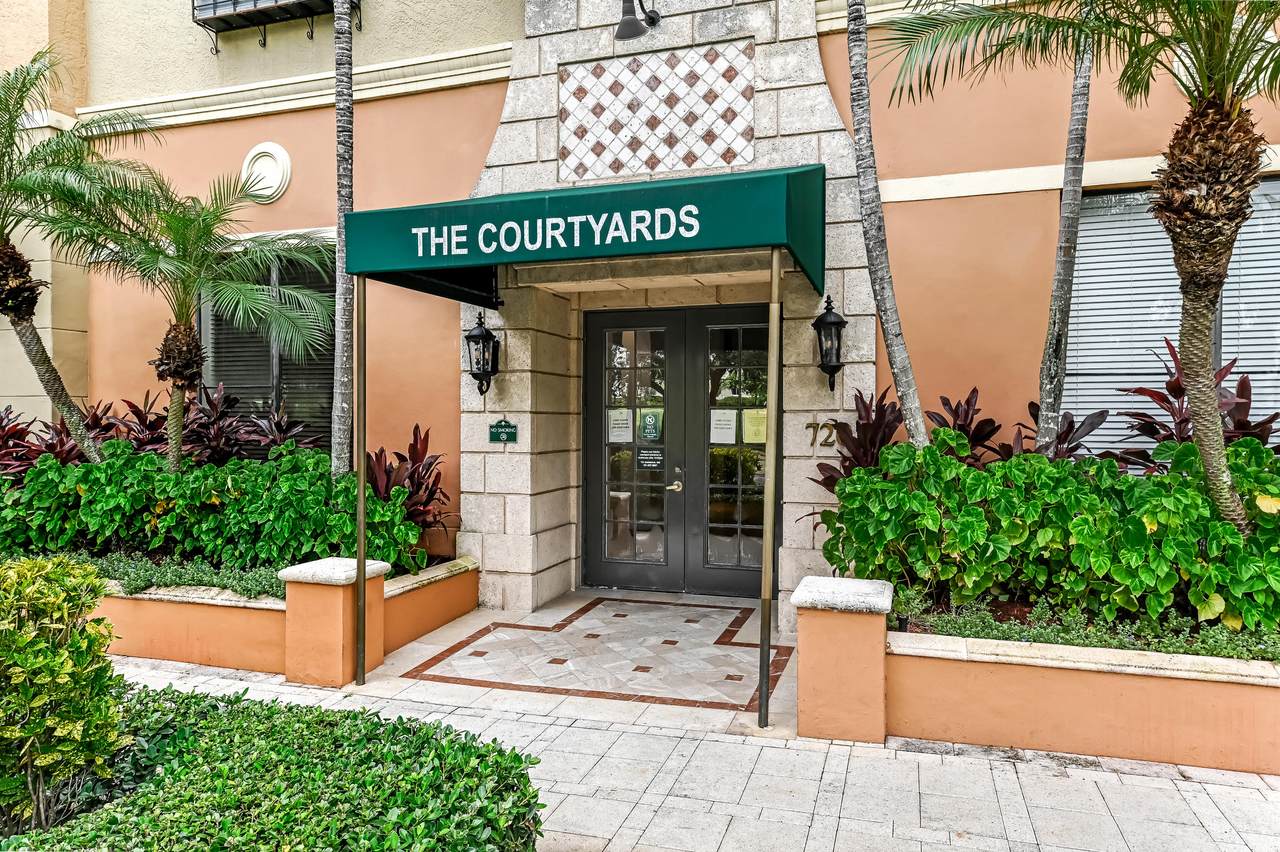 720 Sapodilla Avenue - Photo 1