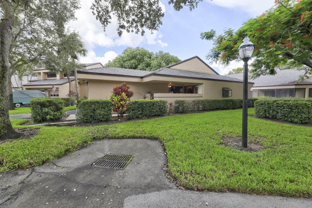 9306 Chelsea Drive - Photo 1