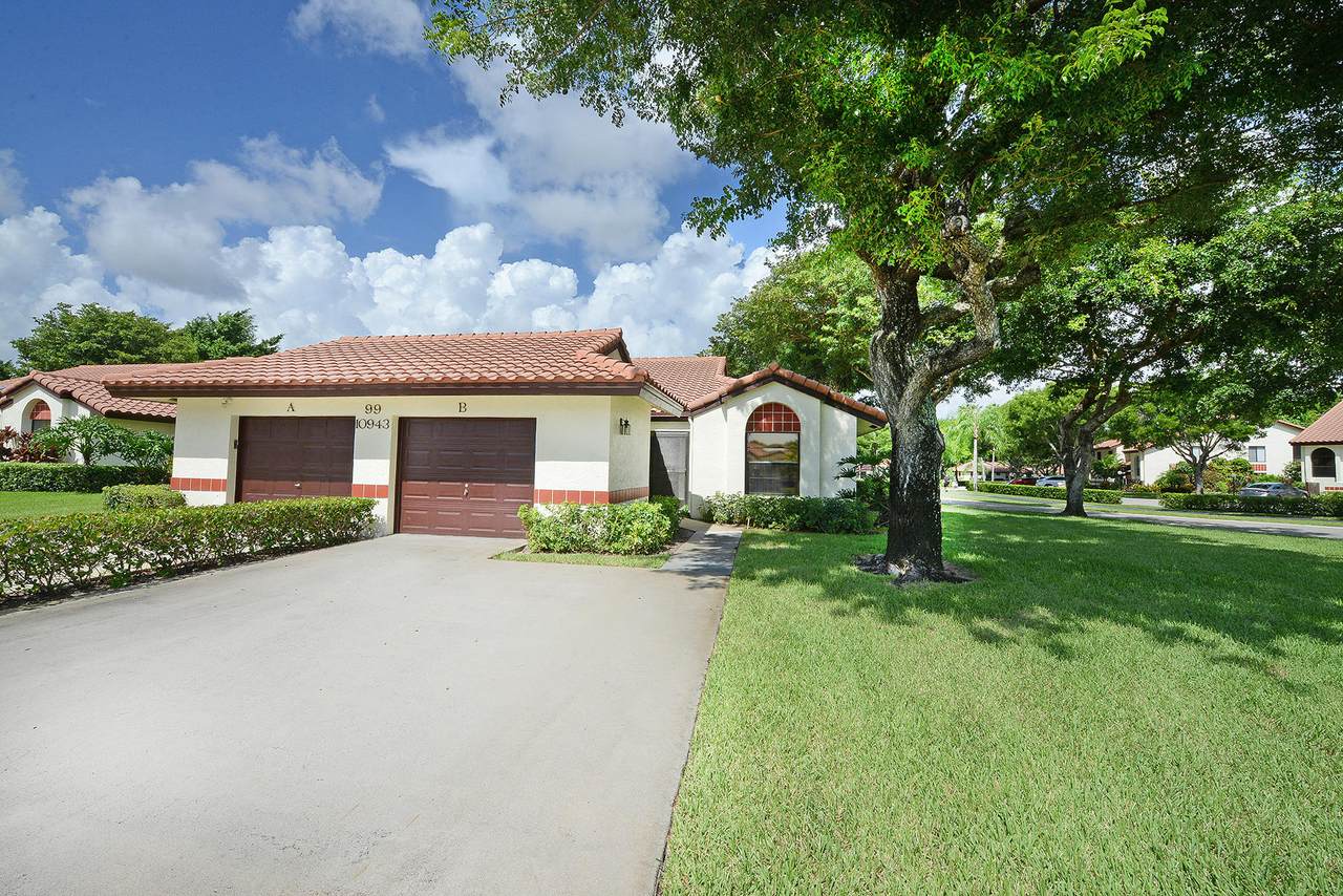 10943 Dolphin Palm Court - Photo 1