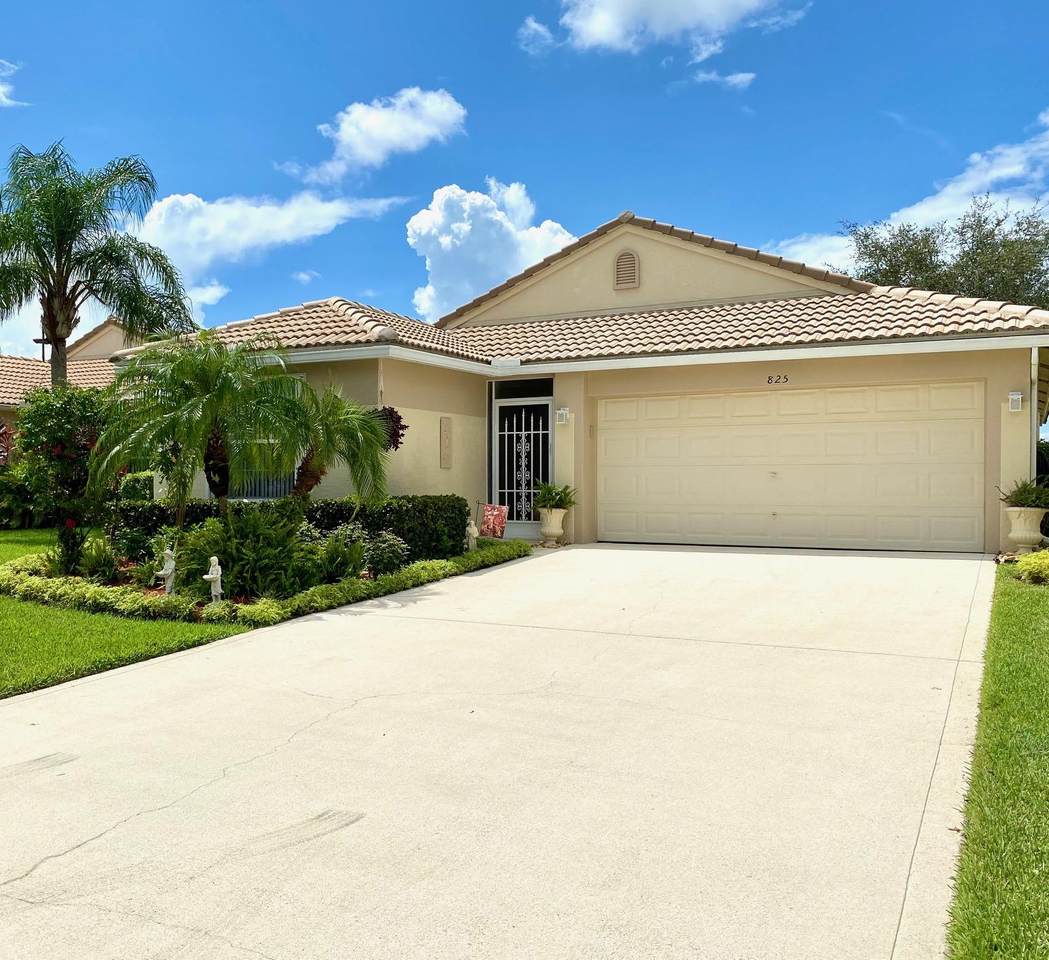 825 Greenwich Court - Photo 1