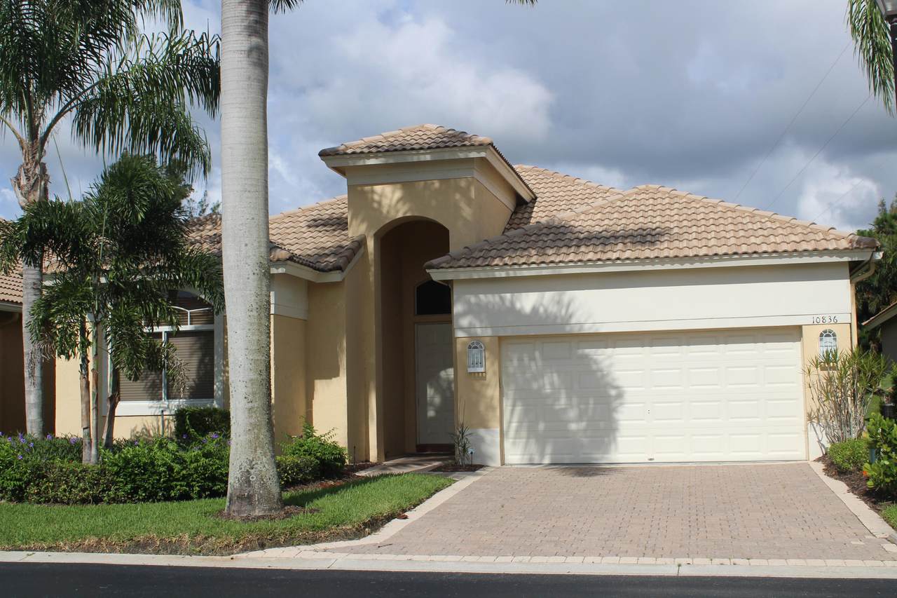 10836 Grande Boulevard - Photo 1