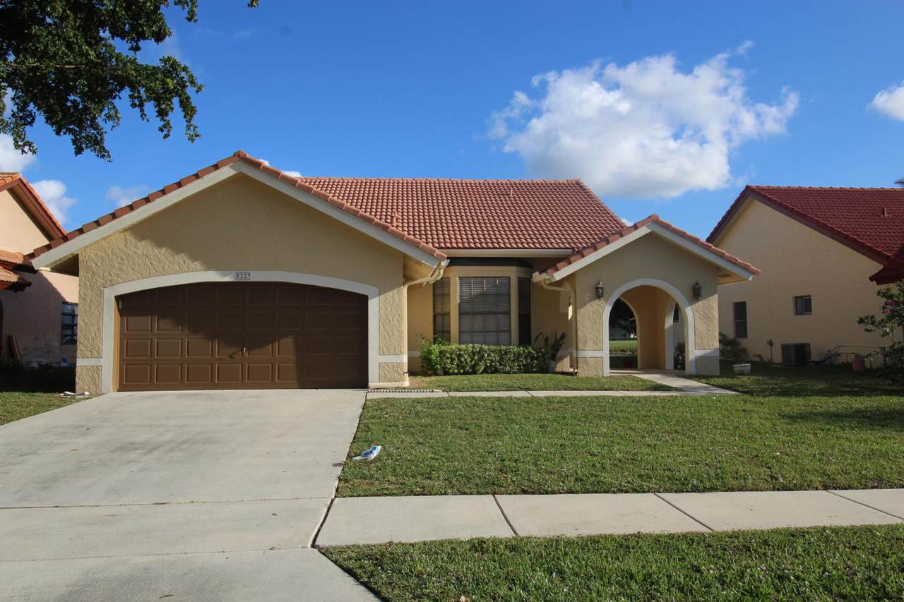 5227 Brian Boulevard - Photo 1