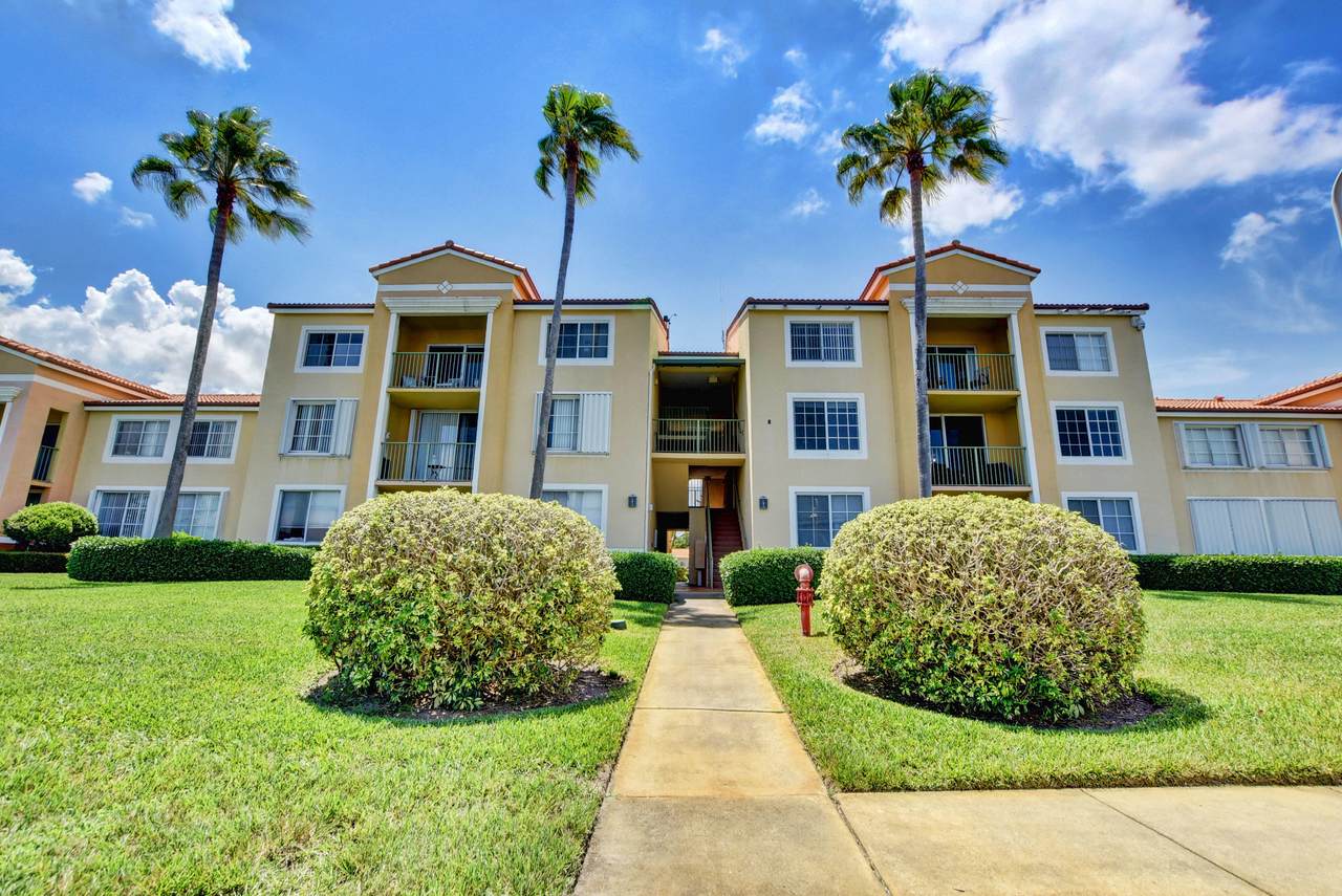 167 Yacht Club Way - Photo 1