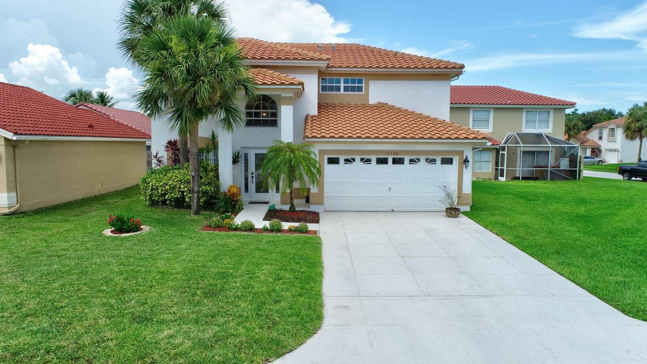 10708 Buttonwood Lake Drive - Photo 1