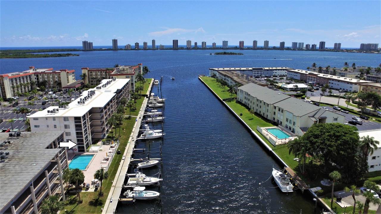 104 Paradise Harbour Boulevard - Photo 1