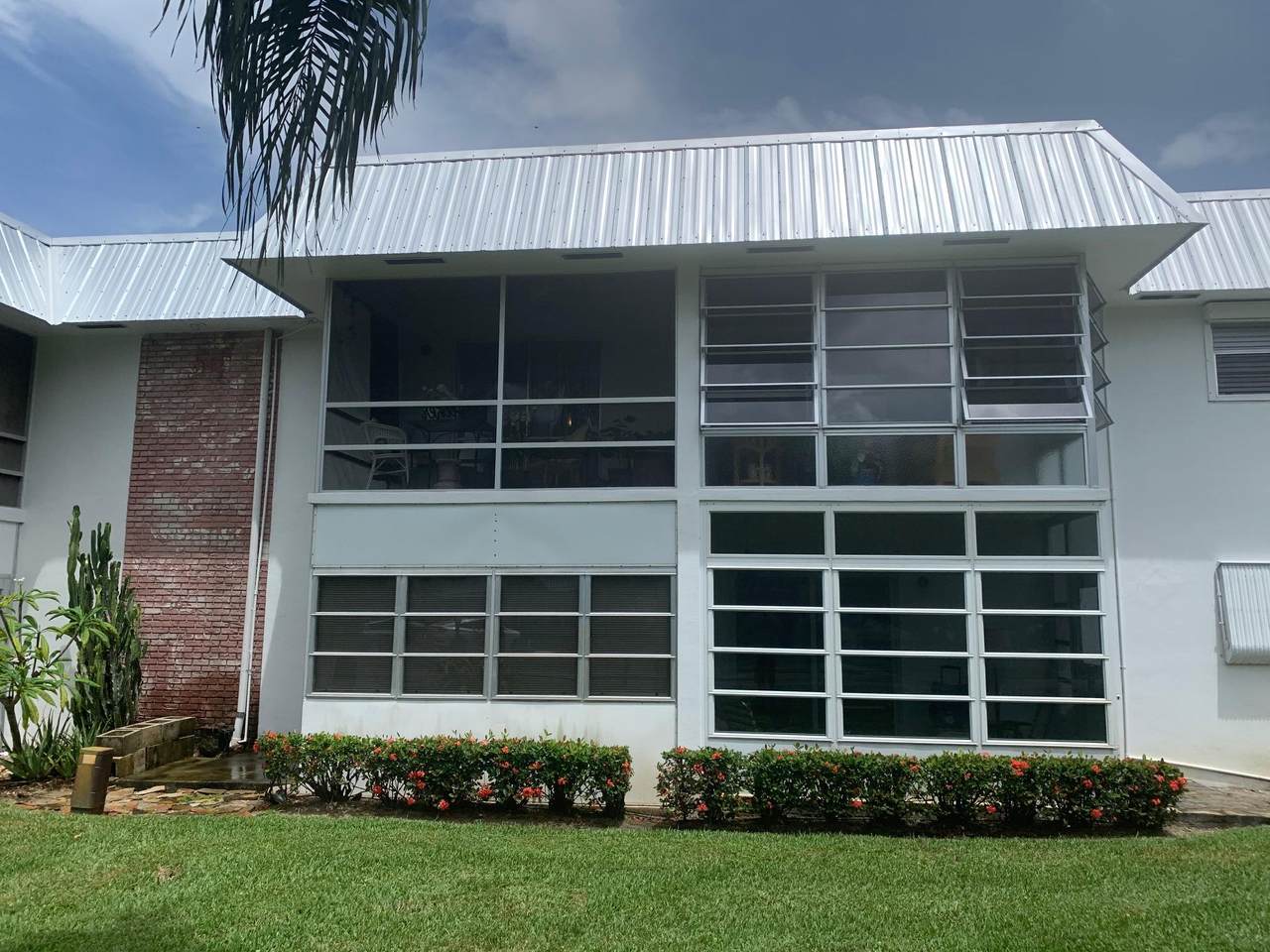 2929 Ocean Boulevard - Photo 1