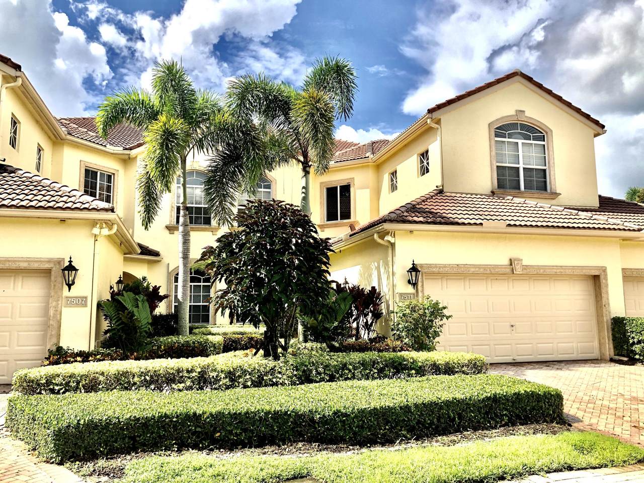 7511 Orchid Hammock Drive - Photo 1
