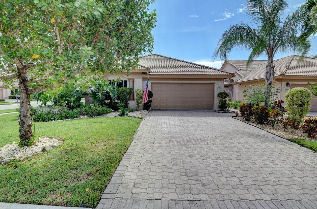 8997 Shoal Creek Lane - Photo 1