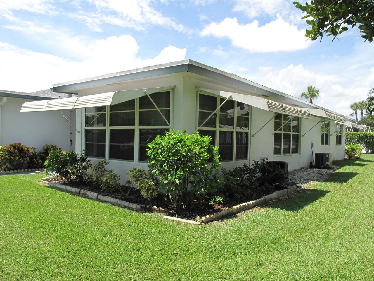 1107 Circle Terrace - Photo 1