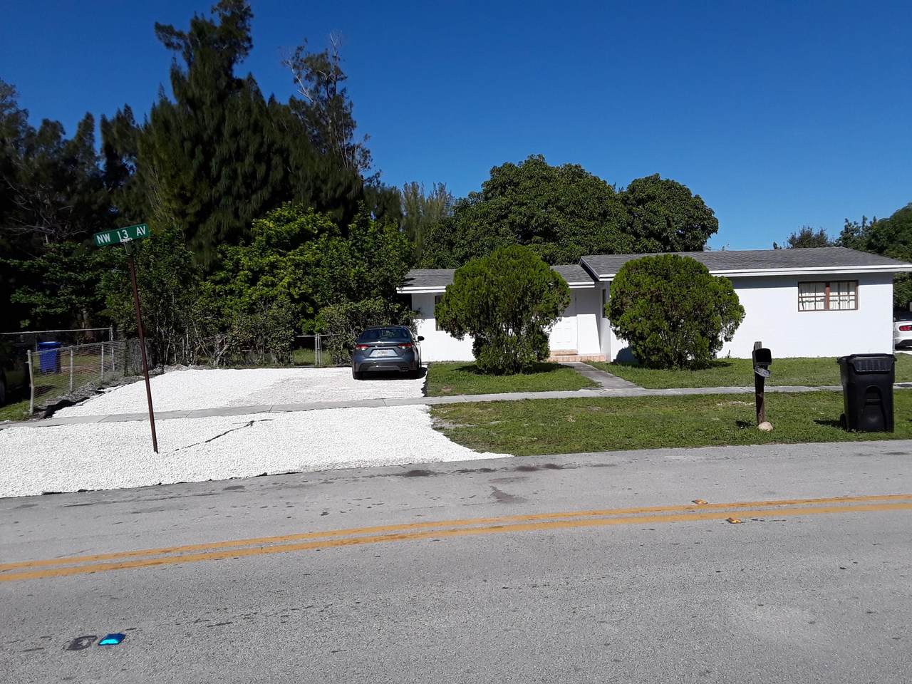 1249 18th Street - Photo 1