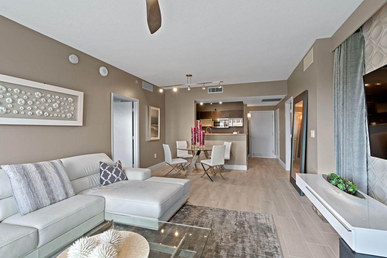 550 Okeechobee Boulevard - Photo 1