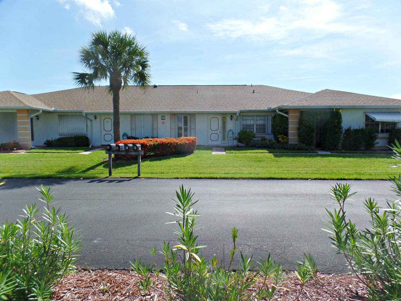 720 High Point Boulevard - Photo 1