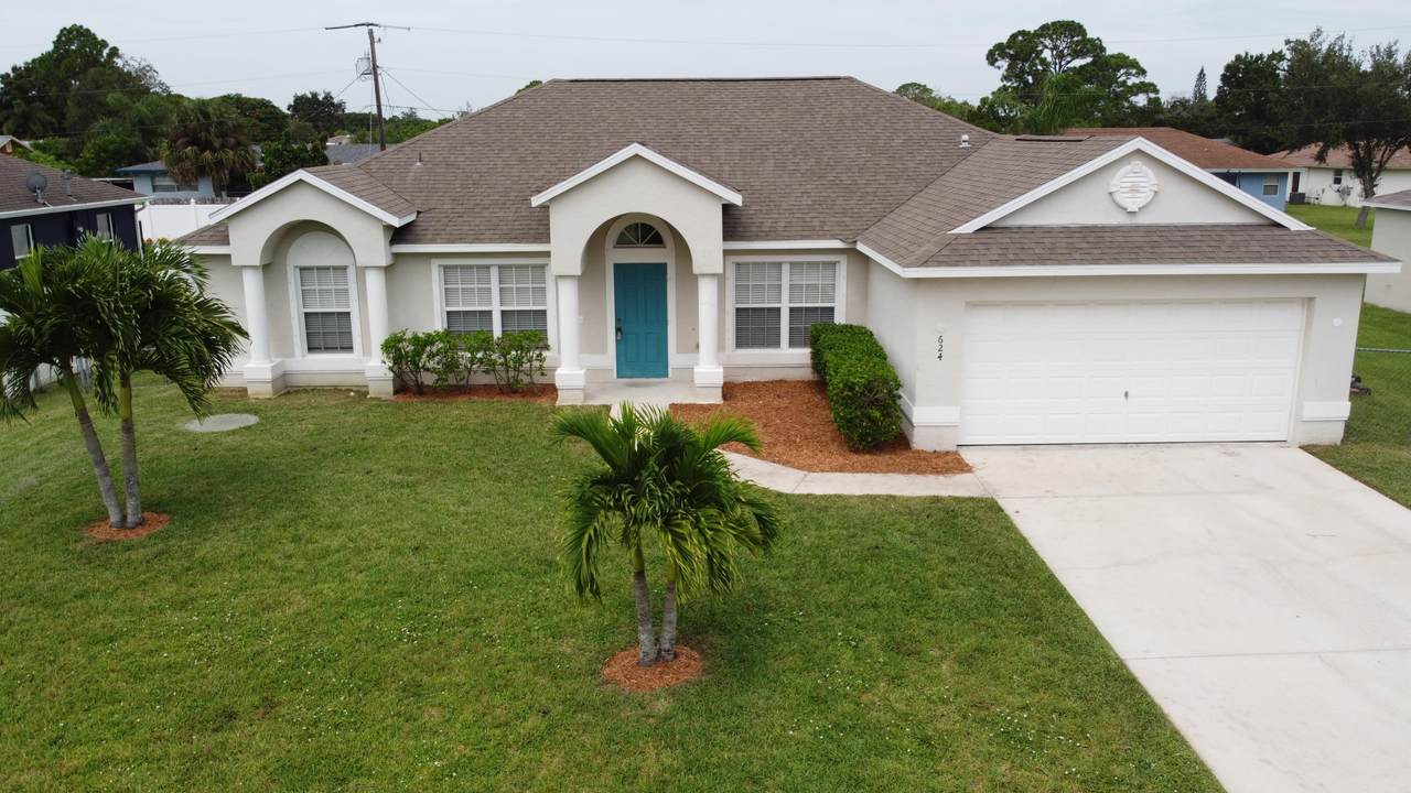 624 Curtis Street - Photo 1
